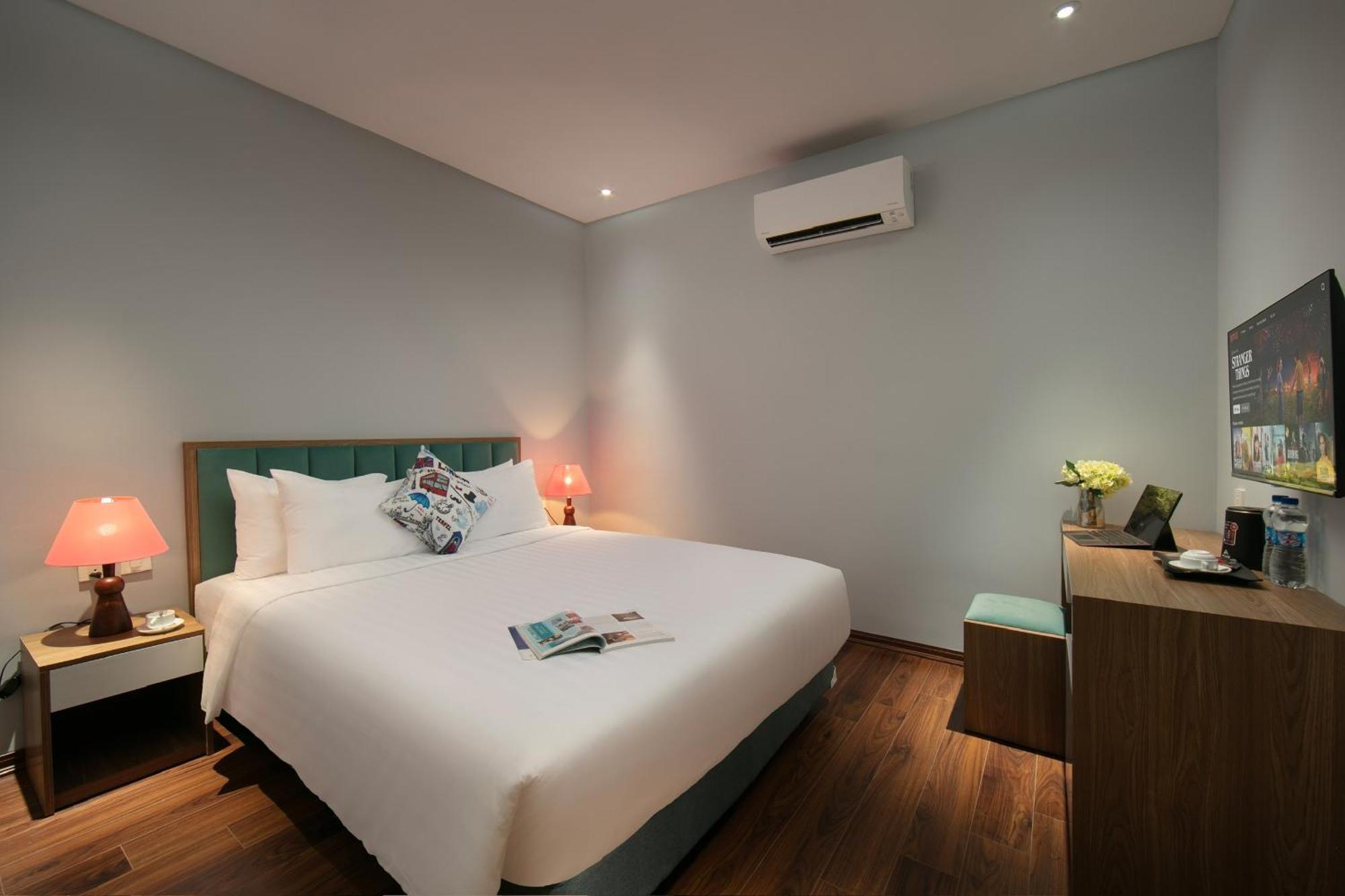 Lakeview Backpackers Hostel & Rooftop Bar Hanoi Exterior foto