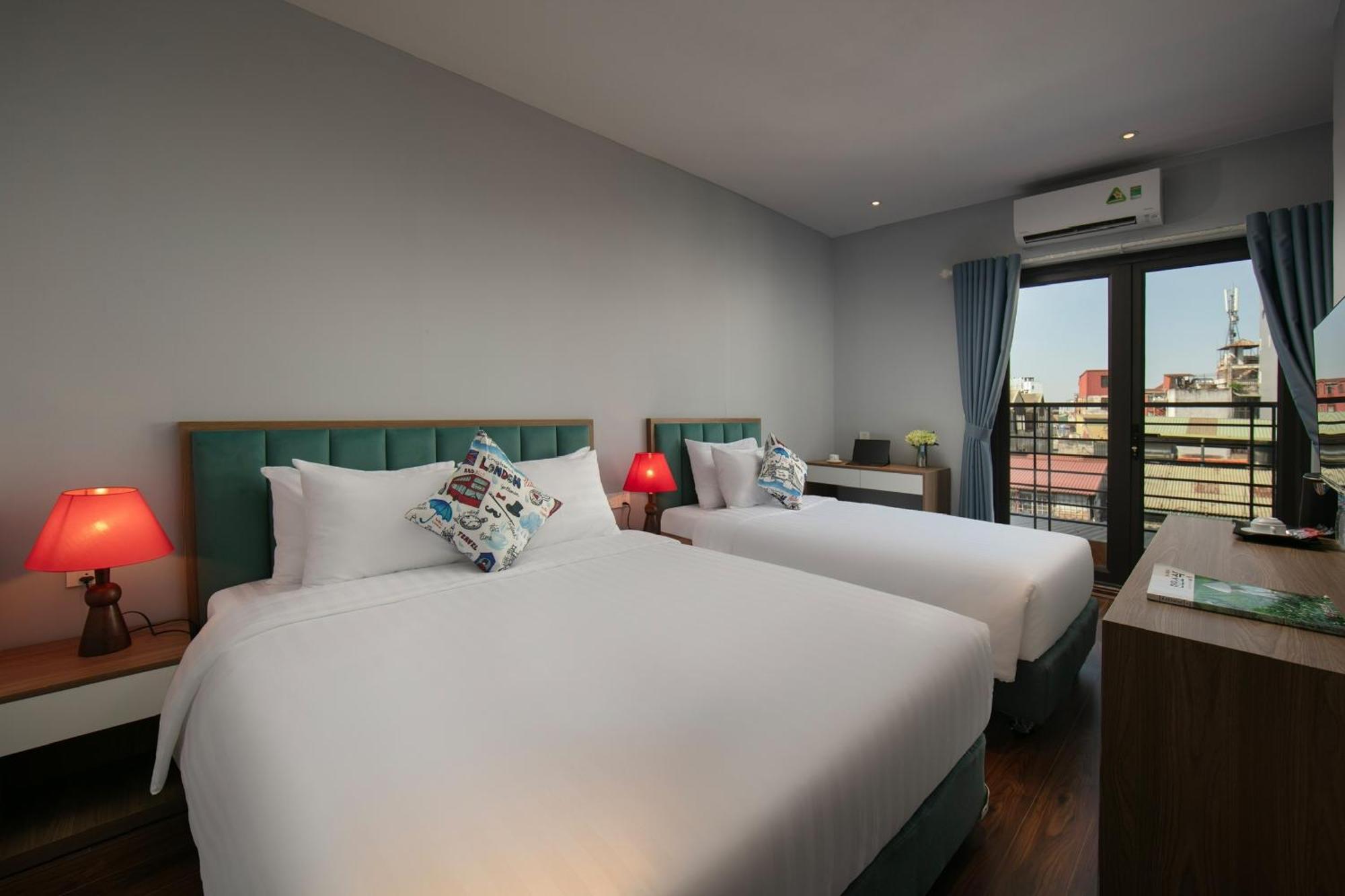 Lakeview Backpackers Hostel & Rooftop Bar Hanoi Exterior foto