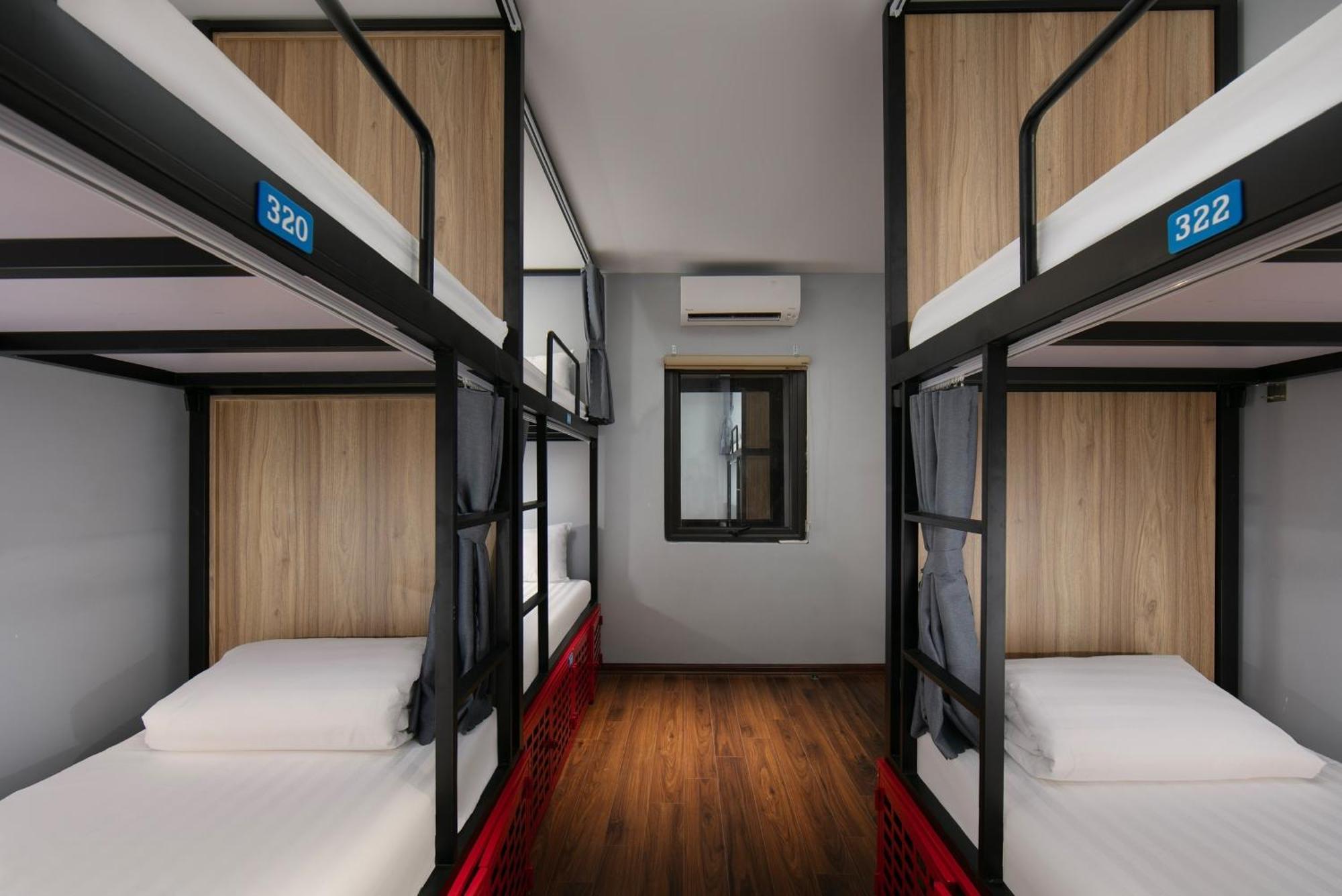 Lakeview Backpackers Hostel & Rooftop Bar Hanoi Exterior foto