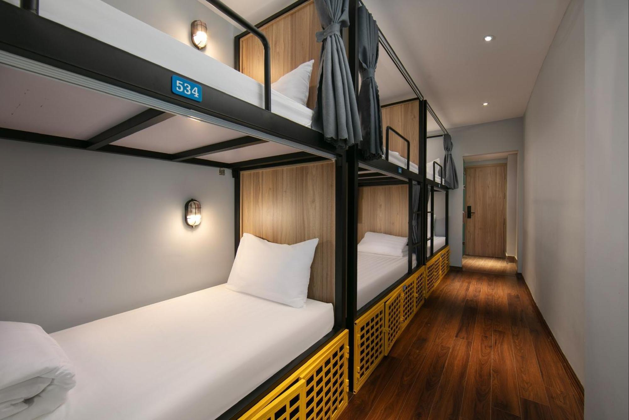 Lakeview Backpackers Hostel & Rooftop Bar Hanoi Exterior foto