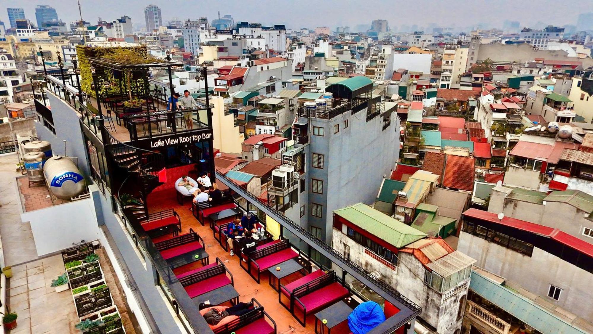 Lakeview Backpackers Hostel & Rooftop Bar Hanoi Exterior foto
